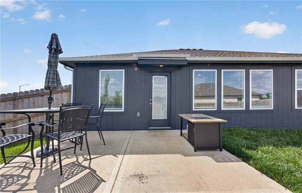 19341 Belford Street — photo 30