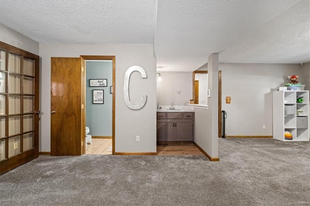 3905 N Colorado Avenue — photo 22