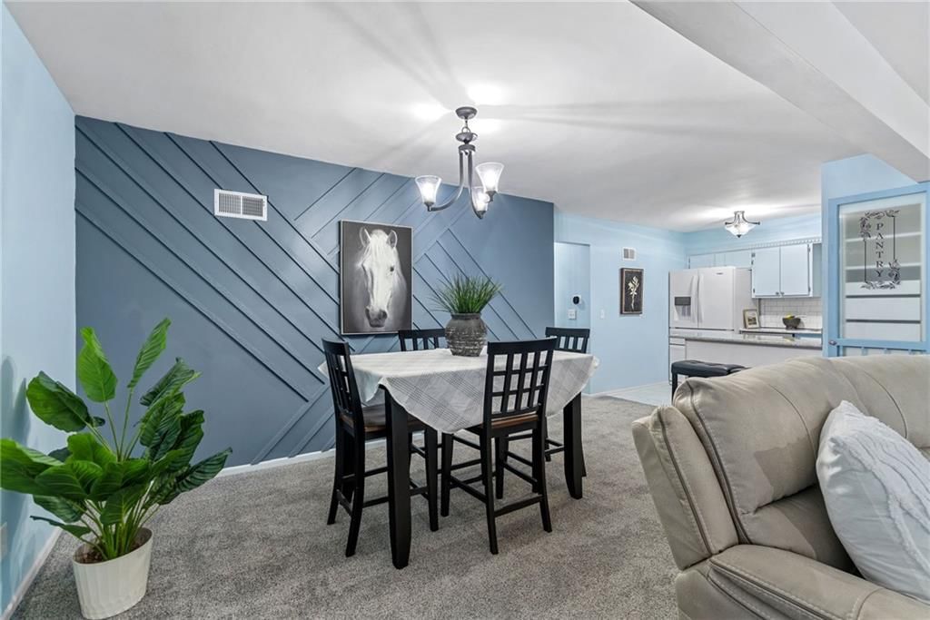 Photo 7 of 25 - 8337 Lowell Avenue #1, Overland Park, KS 66212