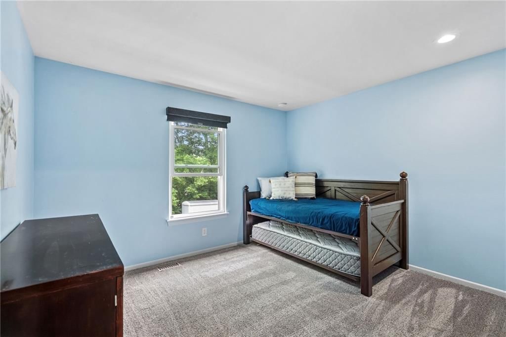Photo 17 of 25 - 8337 Lowell Avenue #1, Overland Park, KS 66212