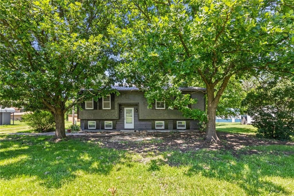 716 Shea Street, Burlington, KS