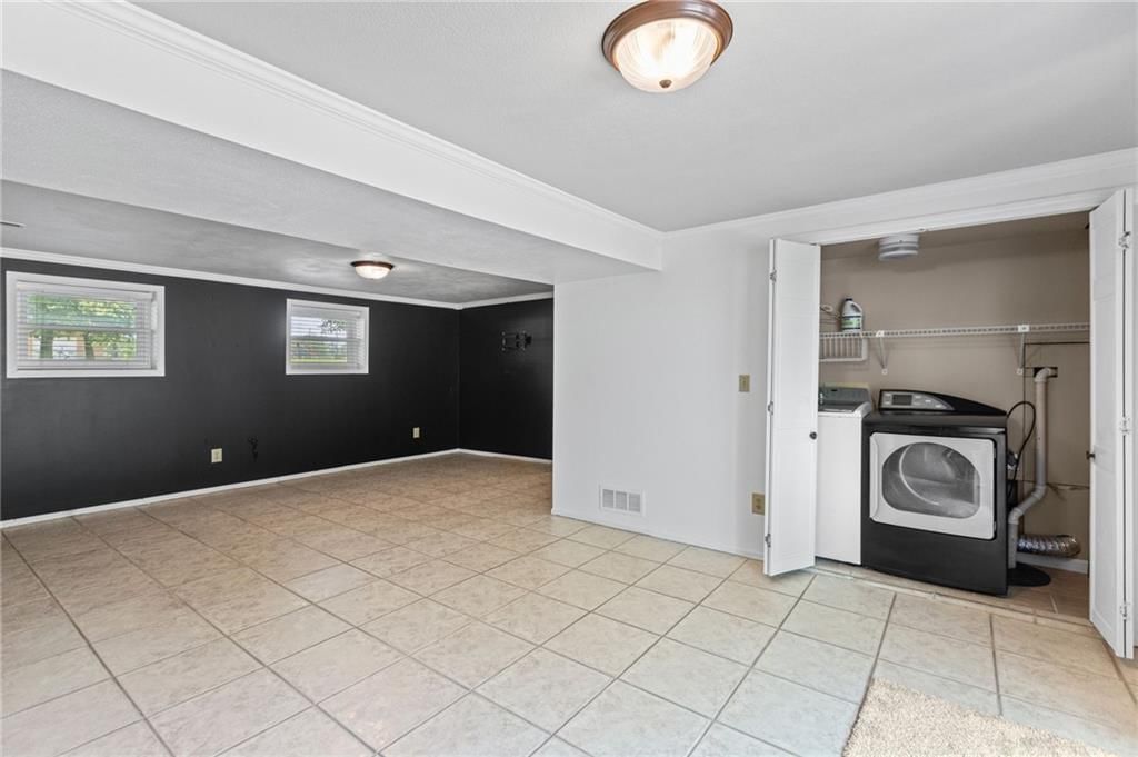 716 Shea Street — photo 24