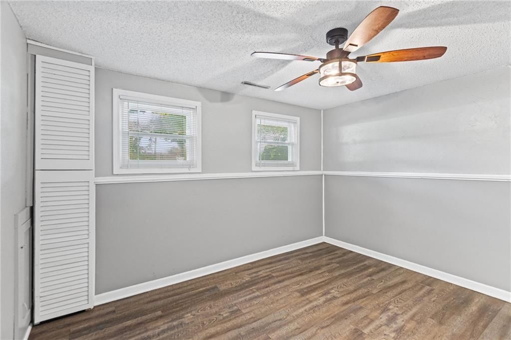 716 Shea Street — photo 26