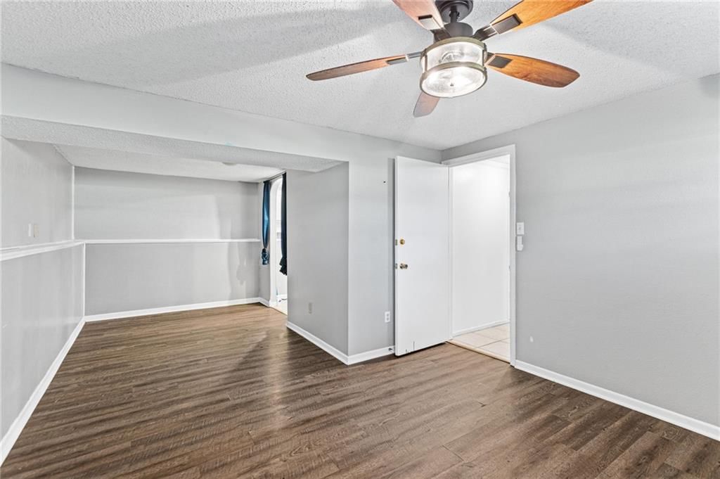 716 Shea Street — photo 27