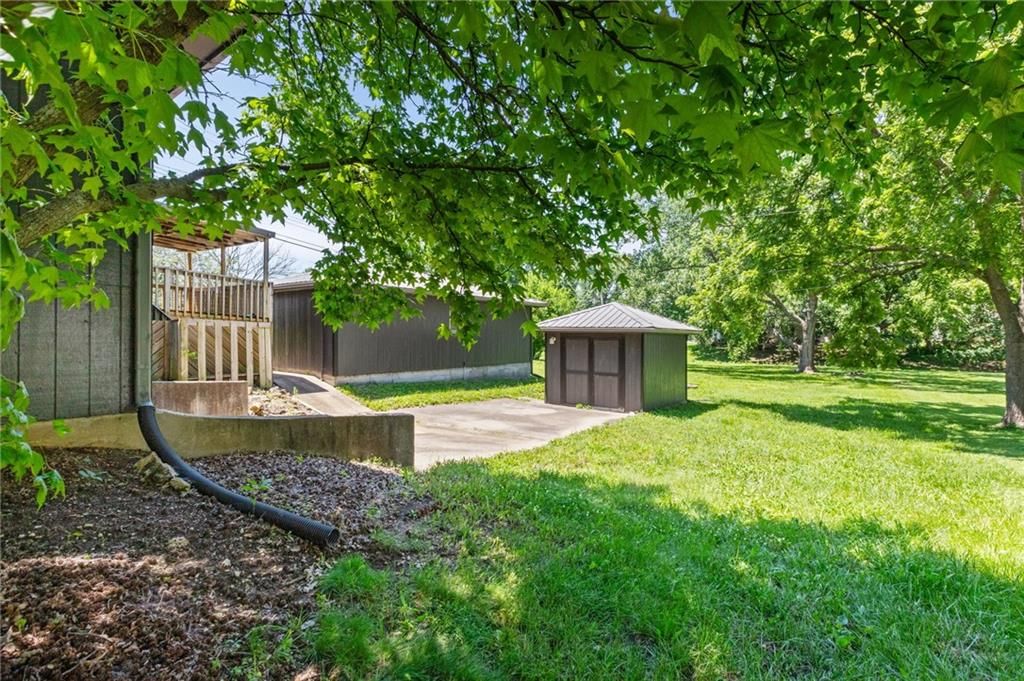 716 Shea Street — photo 30