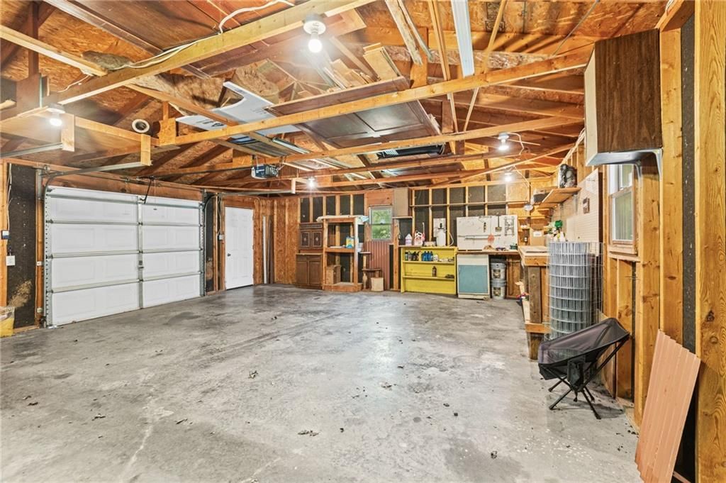 716 Shea Street — photo 40