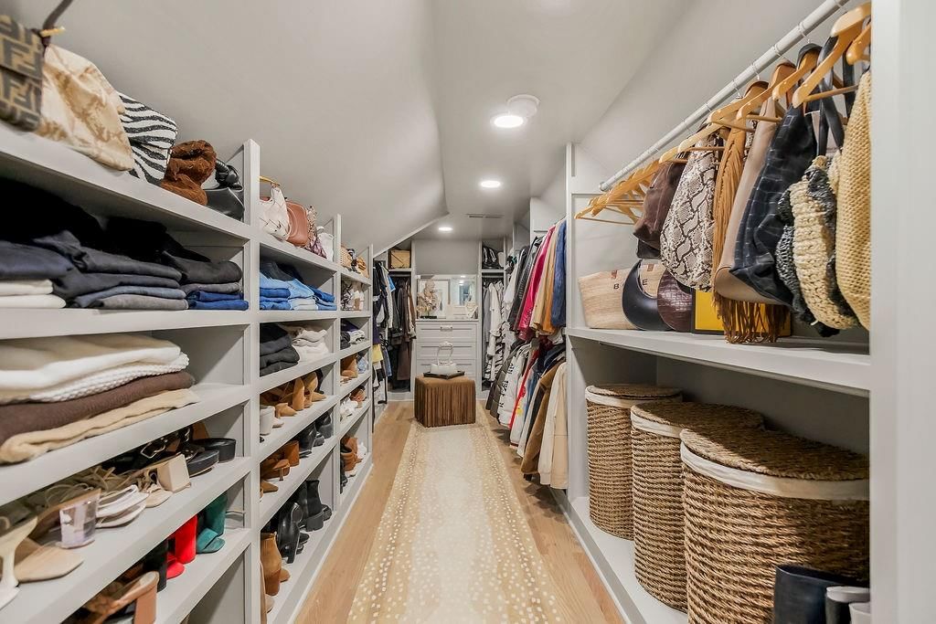 907 W 113th Terrace — photo 32