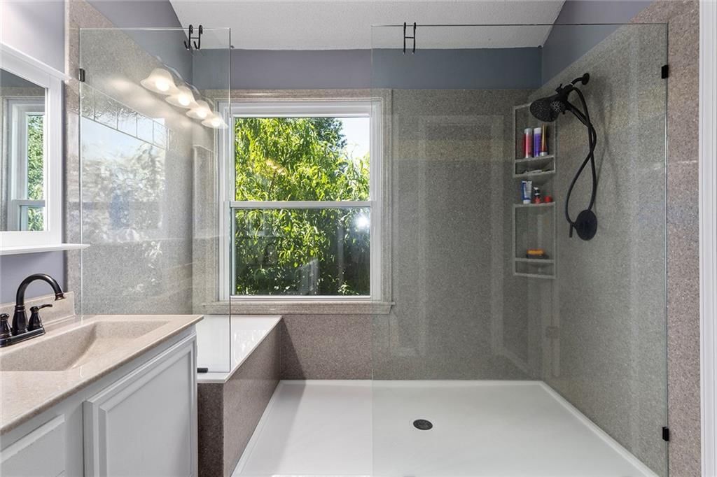 2137 SE 7th Street — photo 17