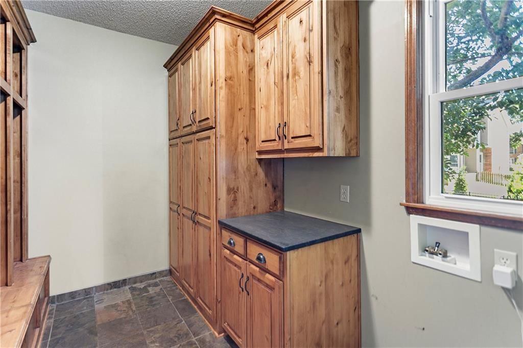 5255 W 129TH Terrace — photo 24