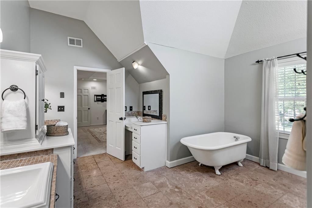 5255 W 129TH Terrace — photo 33