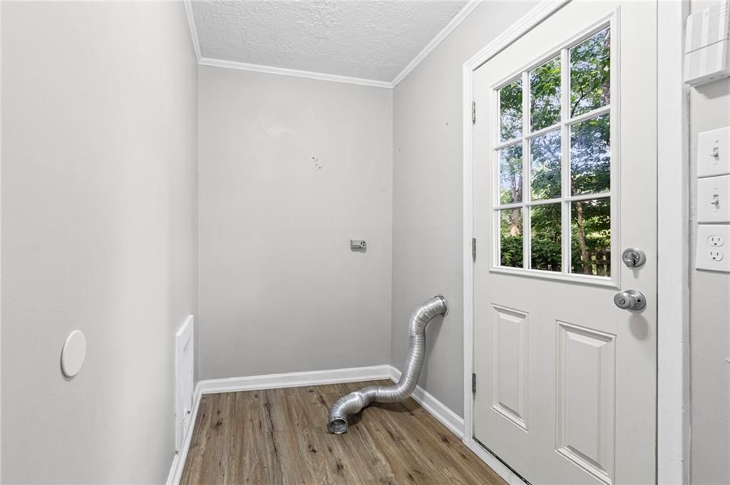2320 W 76th Street — photo 10