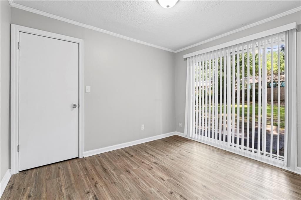 2320 W 76th Street — photo 16