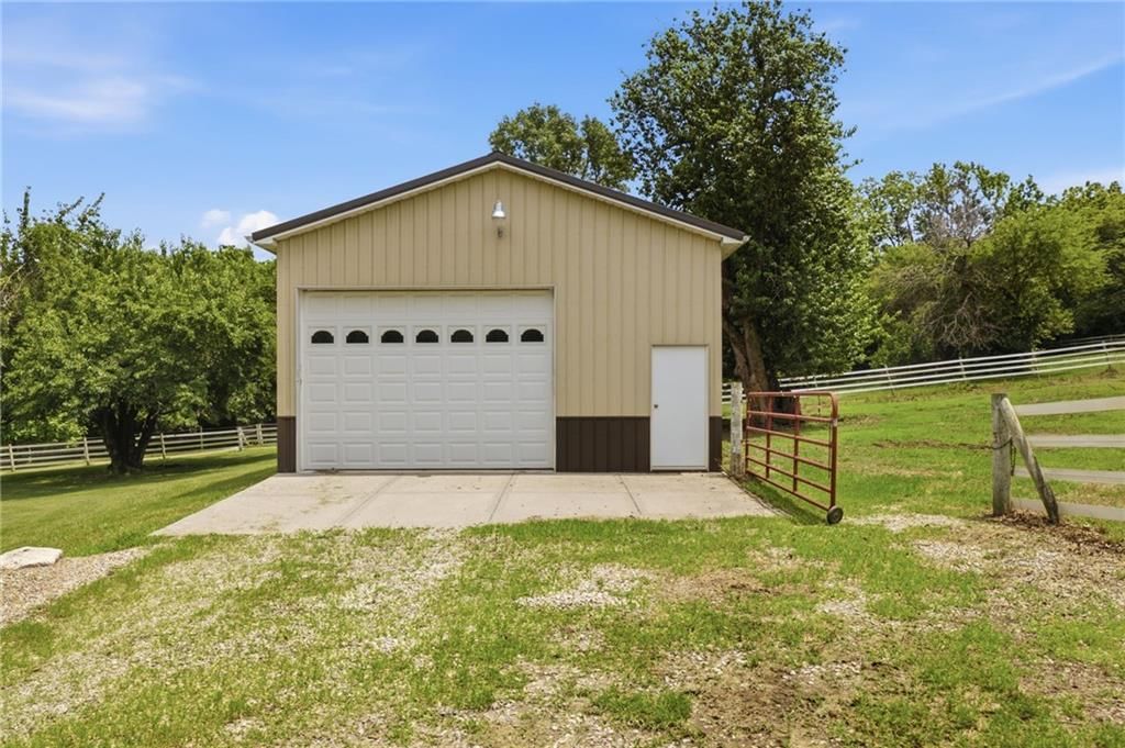 14421 Kelley Road — photo 8