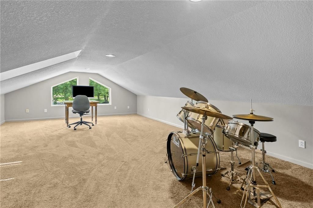 14421 Kelley Road — photo 39