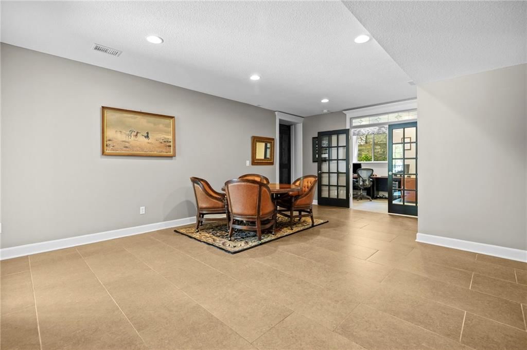 14421 Kelley Road — photo 40