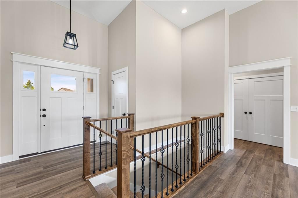 1201 Cottonwood Court — photo 5