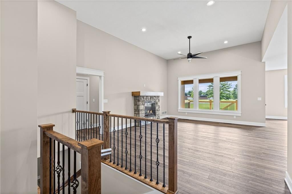 1201 Cottonwood Court — photo 6