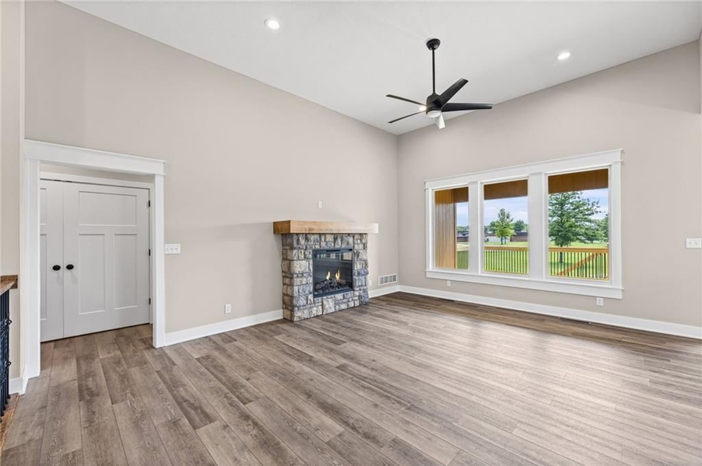 1201 Cottonwood Court — photo 7