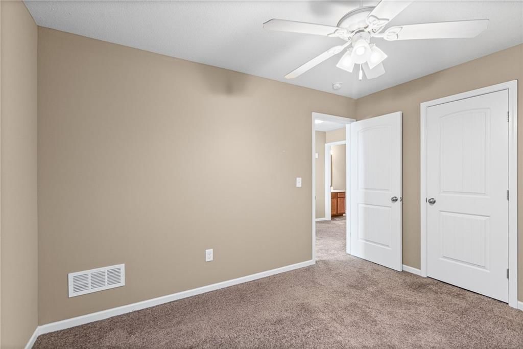 432 E Pawnee Lane — photo 18