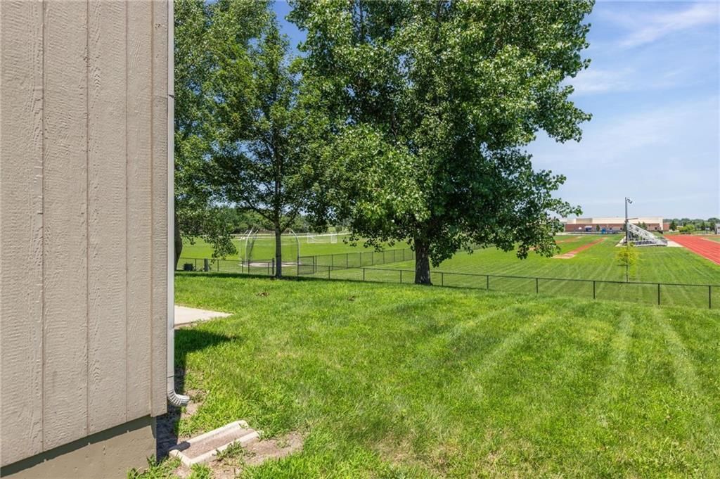 432 E Pawnee Lane — photo 24
