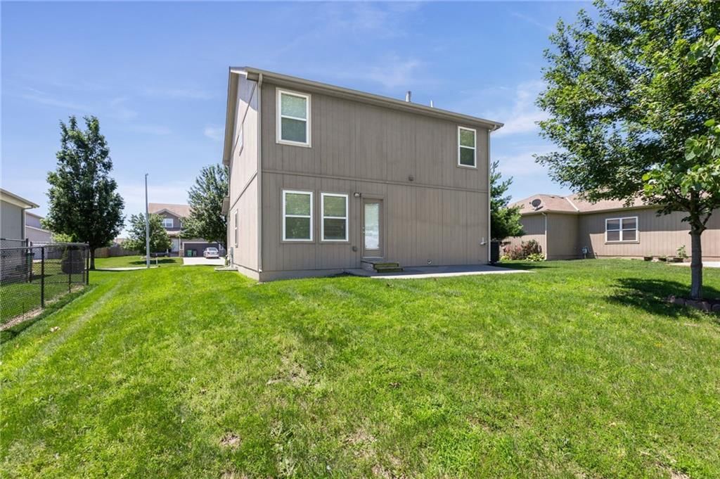 432 E Pawnee Lane — photo 27