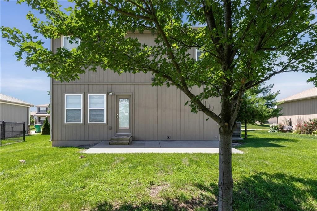 432 E Pawnee Lane — photo 28
