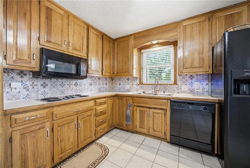 9214 Mastin Street — photo 22