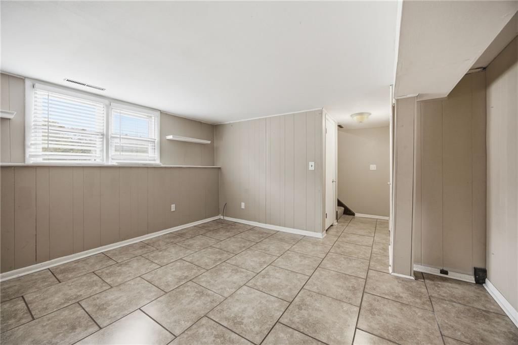 9214 Mastin Street — photo 26