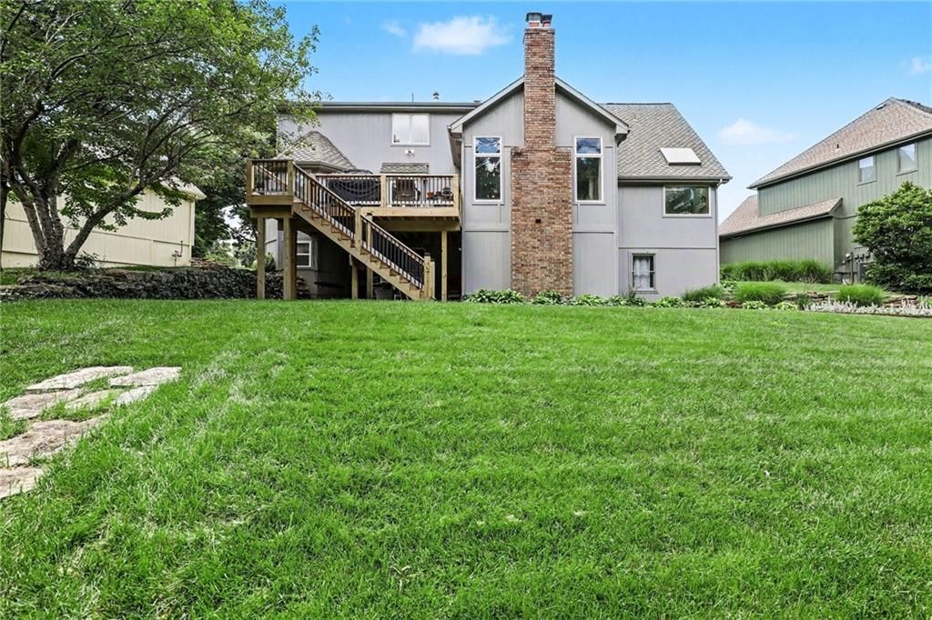 1056 NW High Point Drive — photo 33