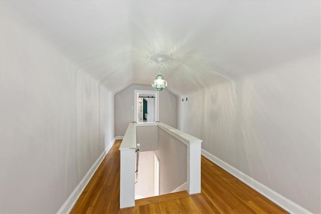 6152 Locust Street — photo 17