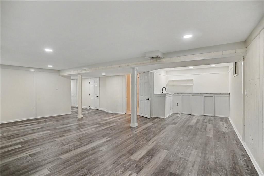11123 Grand Avenue — photo 21