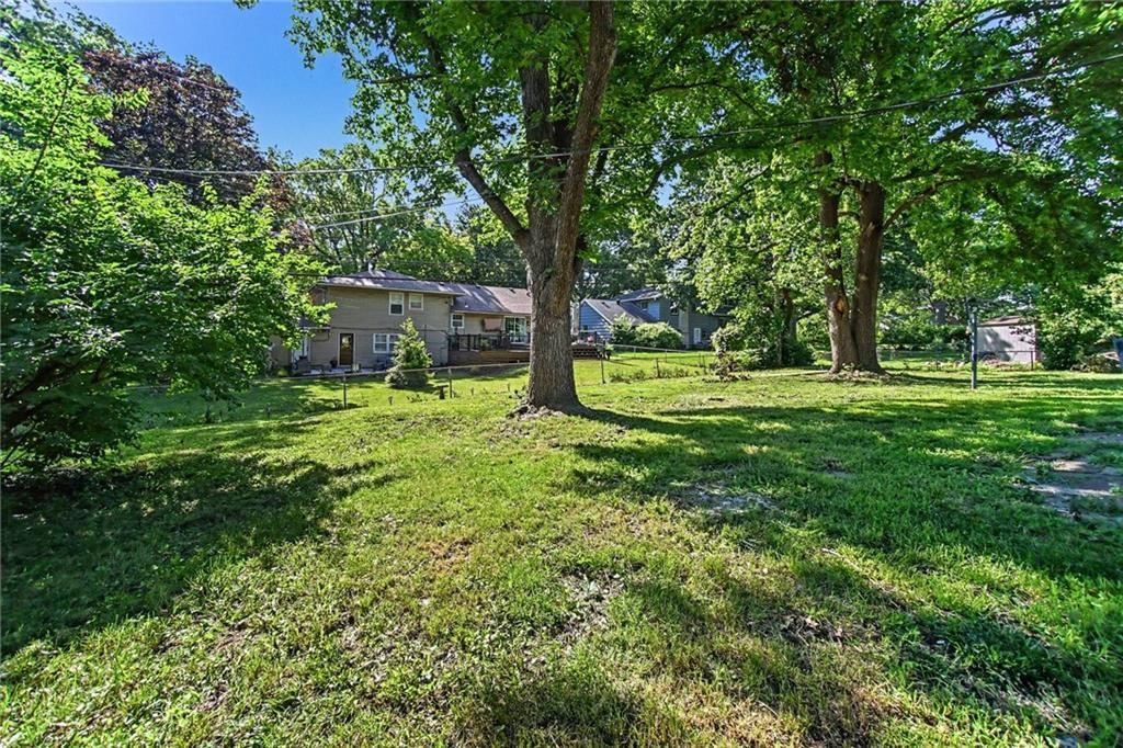 11123 Grand Avenue — photo 27