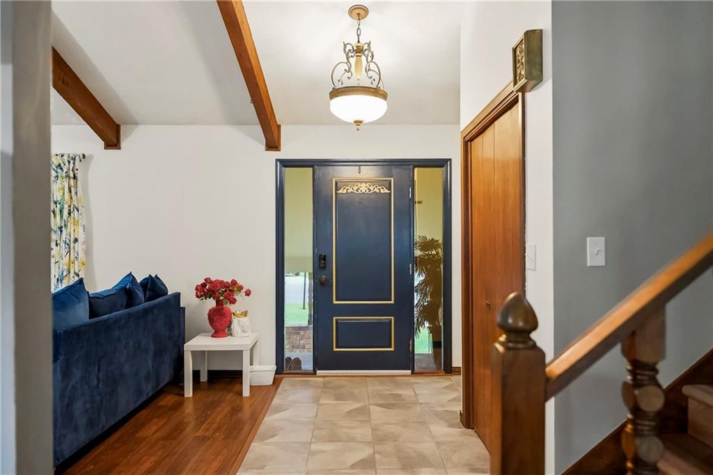 11001 Independence Boulevard — photo 11