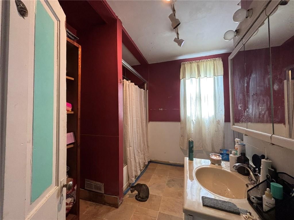 2121 S 10th Street — photo 16