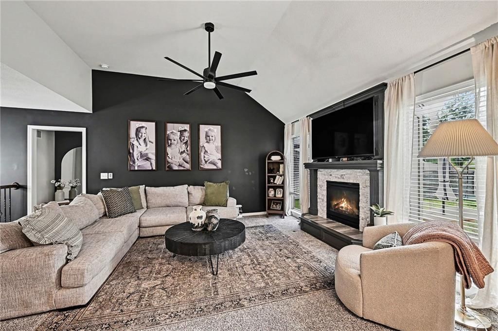 1857 Shannon Drive — photo 4