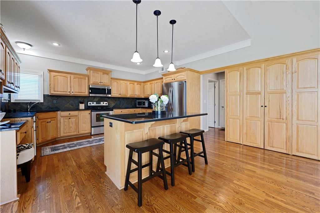 23603 W 72nd Terrace — photo 11