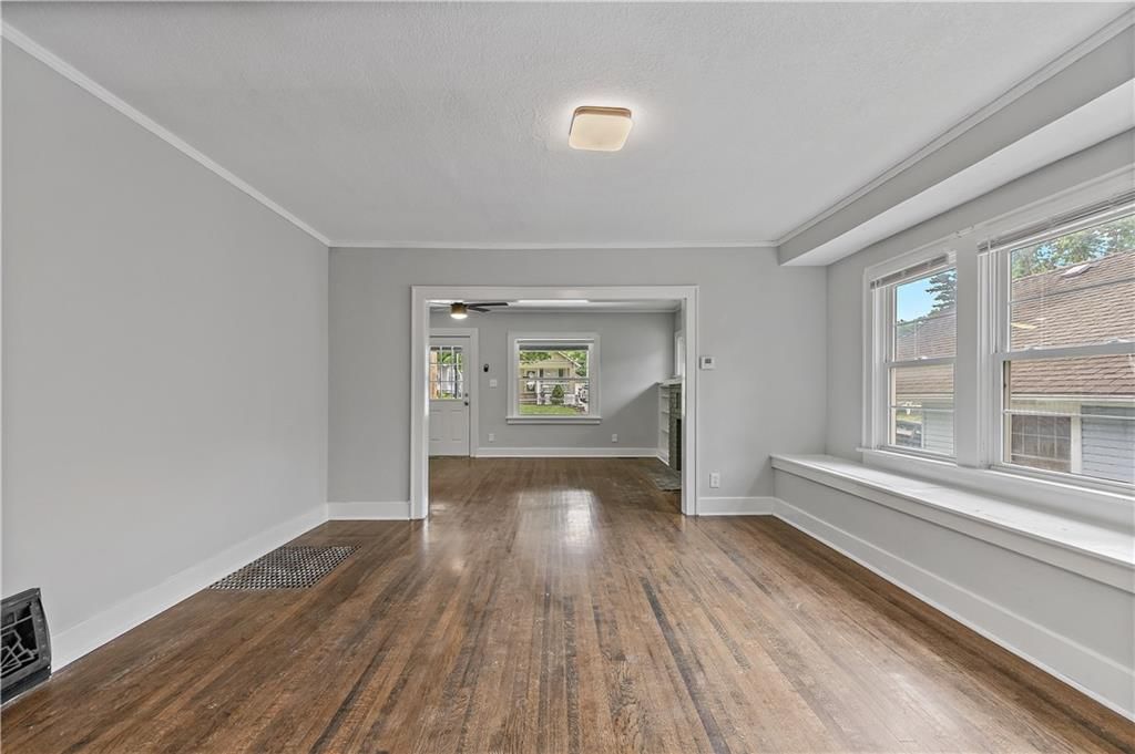 1310 S Maywood Avenue — photo 10