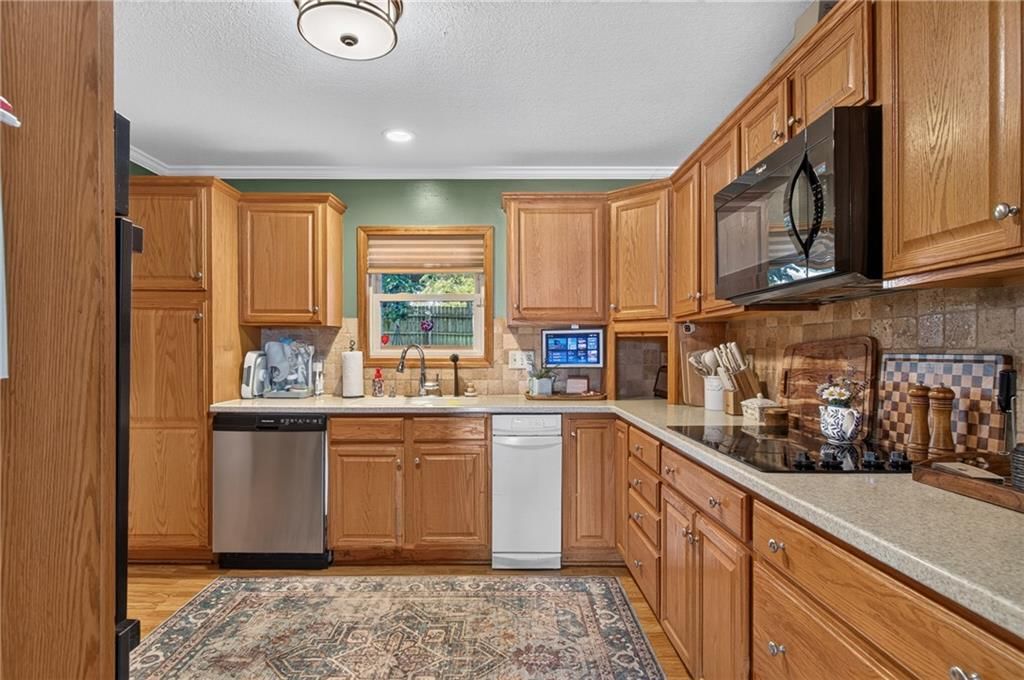 4006 S Lynn Street — photo 11