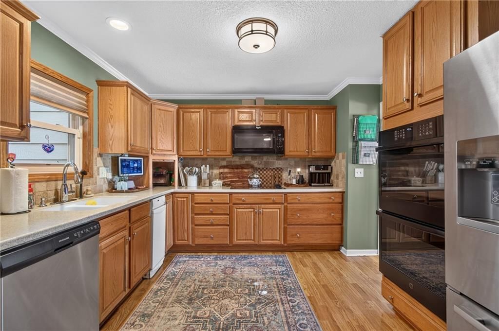 4006 S Lynn Street — photo 12