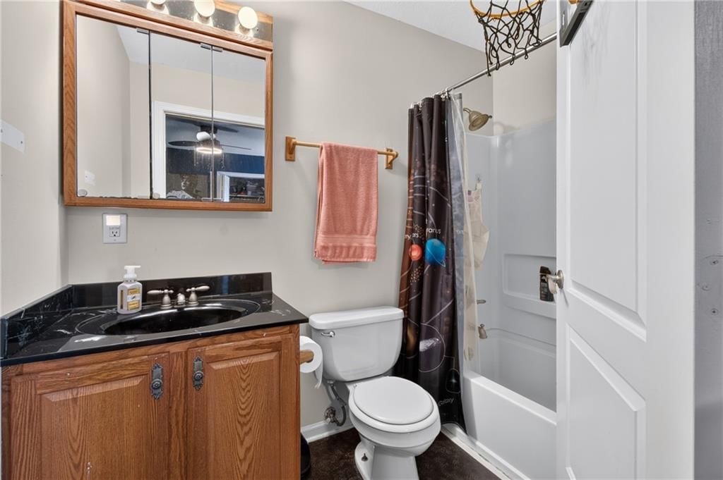 4006 S Lynn Street — photo 25