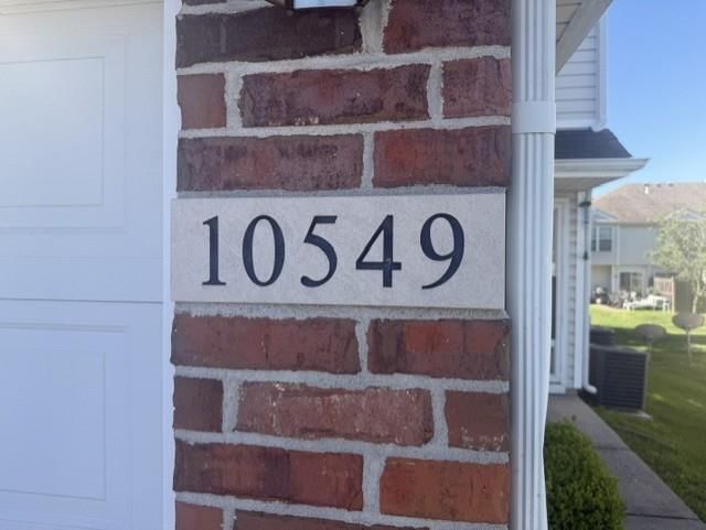 10549 E 46th Street — photo 2