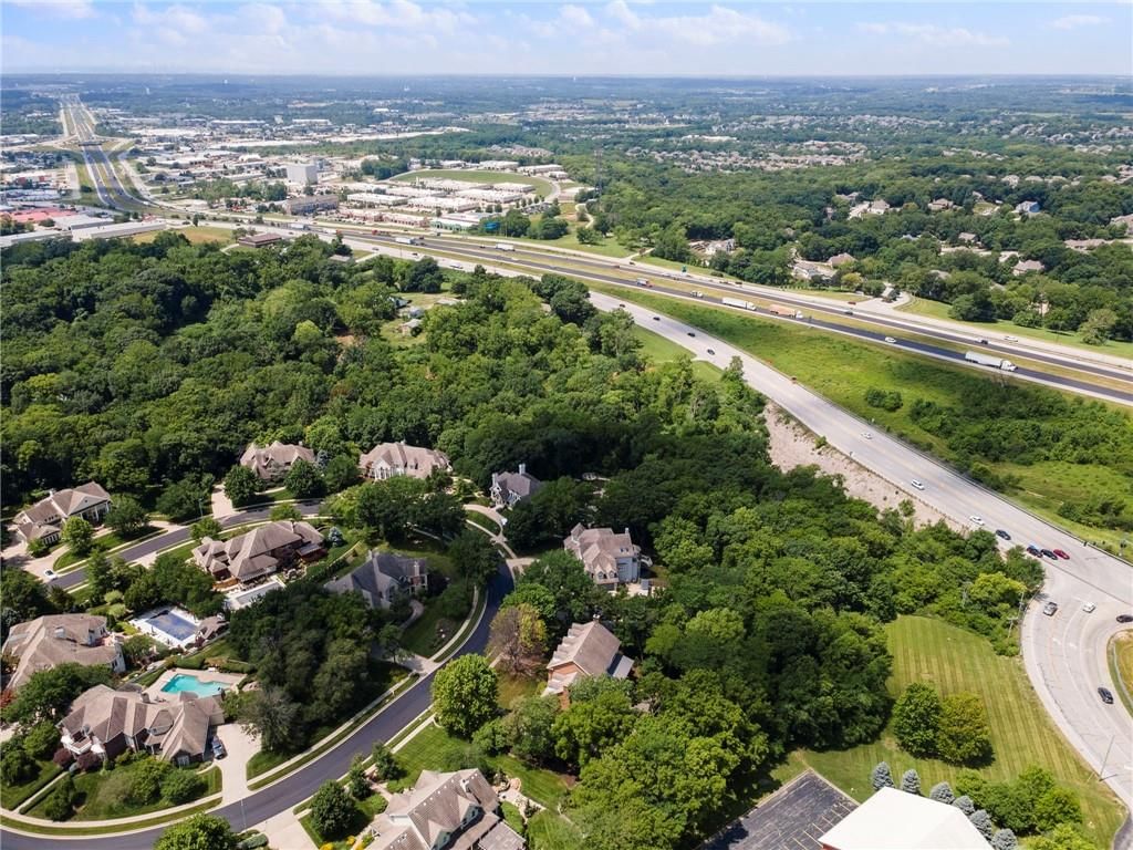 1203 N State Route 291 Highway — photo 7