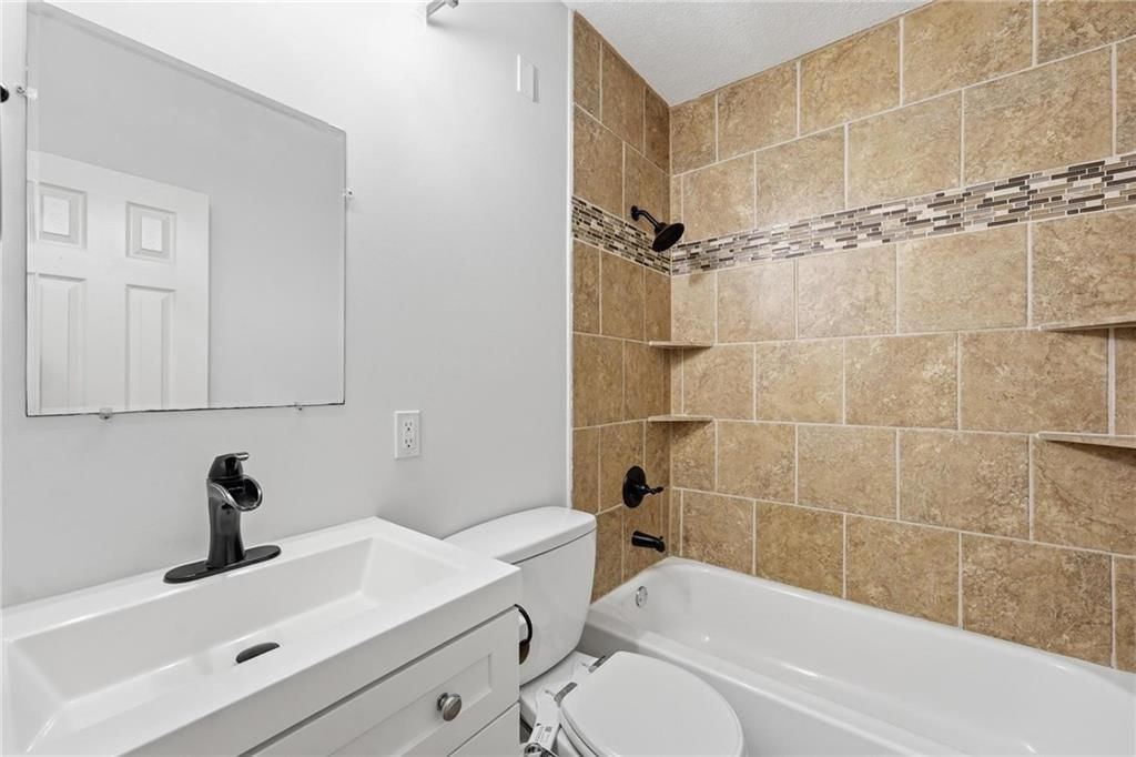 610 Pine Street — photo 20
