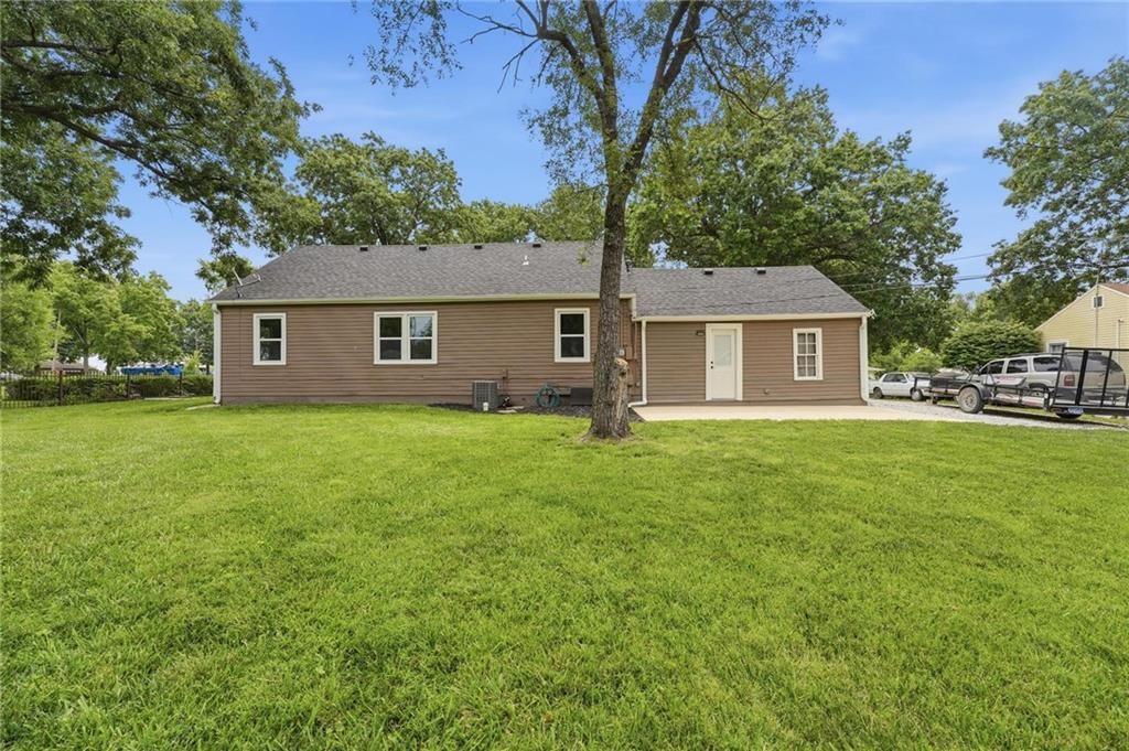 610 Pine Street — photo 24
