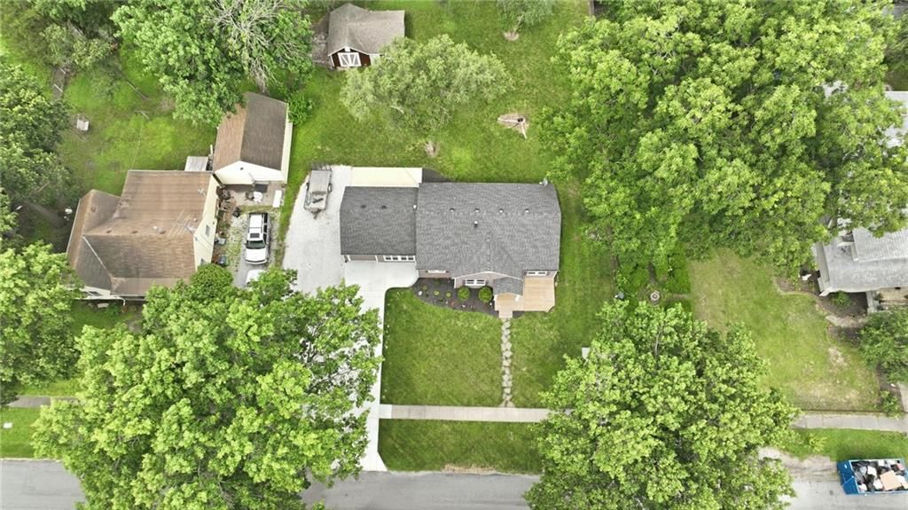 610 Pine Street — photo 32