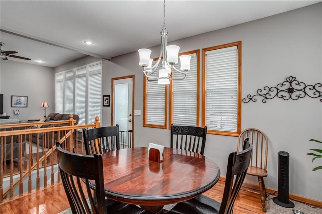 406 BRIAR Lane — photo 9