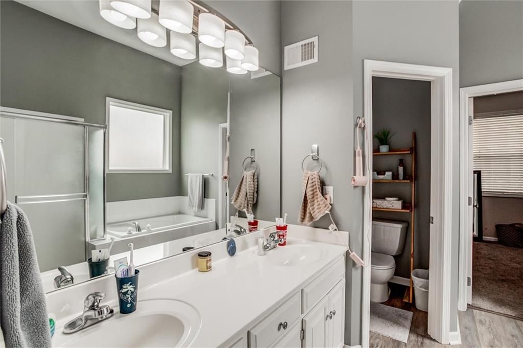 406 BRIAR Lane — photo 13