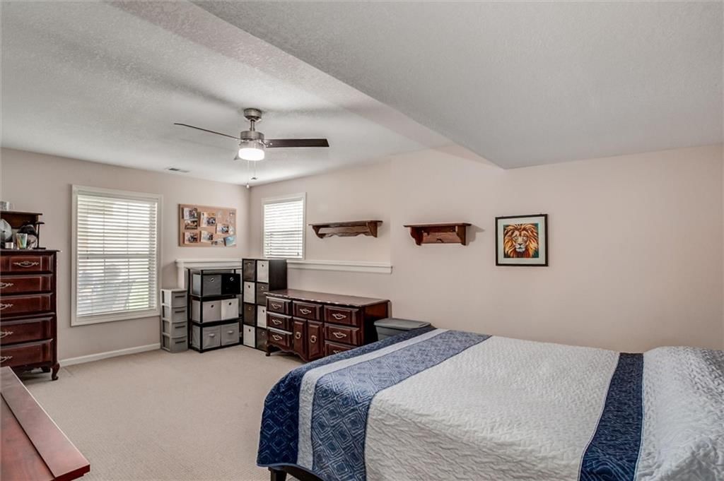 406 BRIAR Lane — photo 20