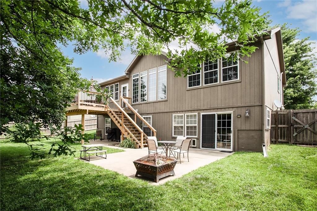 406 BRIAR Lane — photo 24