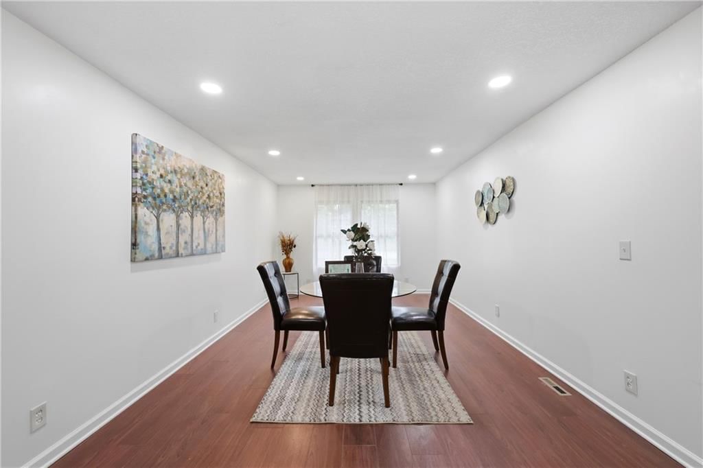 2526 Queen Ridge Drive — photo 7
